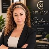 Photo of Stephanie Florez