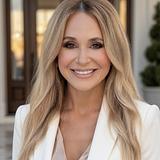 Photo of Cathy Tashman