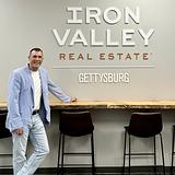 Photo of Matt Showers