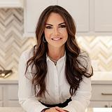 Photo of Honey Tucker