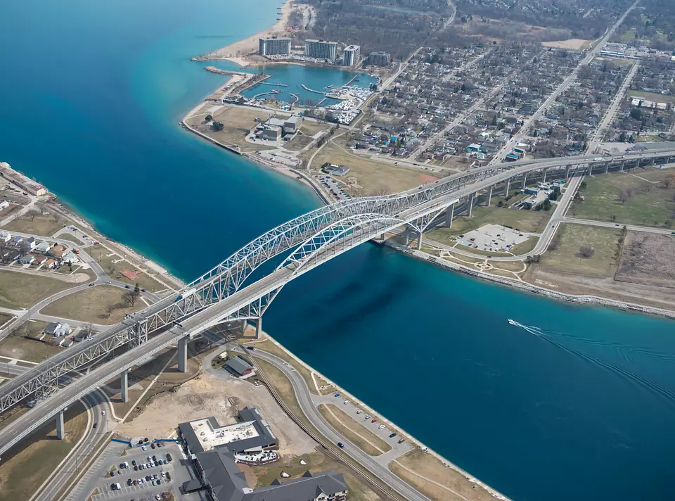 Sarnia, ON real estate