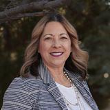 Photo of Carie Bowlan