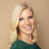 Photo of Niki Hicks