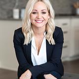 Photo of Rachel Long