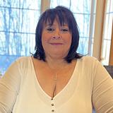 Photo of Tricia Farin