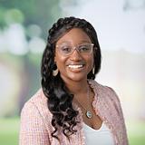 Photo of Candace Harris