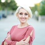 Photo of Julie Sayapin