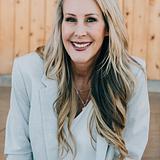 Photo of Laura Wallace