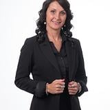 Photo of Karen Jones