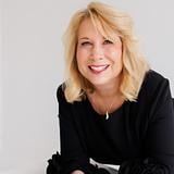 Photo of Joy Murphy
