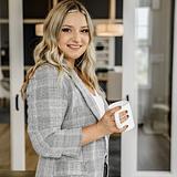 Photo of Natalie Hanna