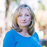 Photo of Bea Desmond