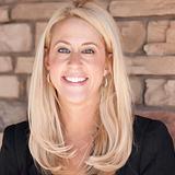 Photo of Liz McDermott