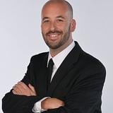 Photo of Brian Leakeas