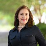 Photo of Alicia Levy