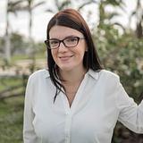 Photo of Renee Schmidt