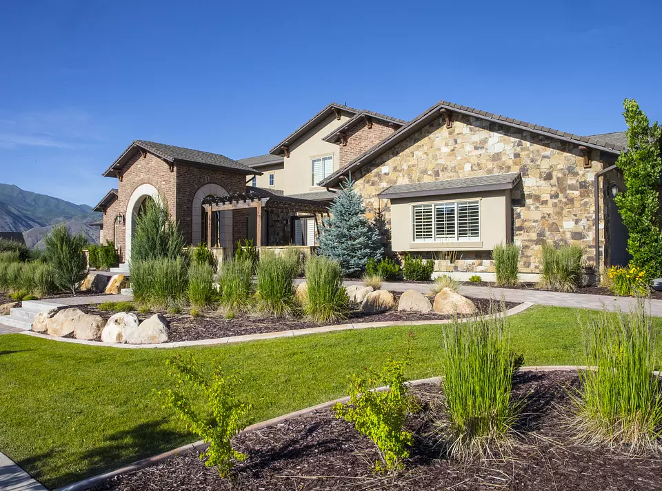 Real estate in Fresno’s Tower District neighborhood.