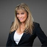 Photo of Lisa Glachman