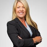 Photo of Leslie Rotarius