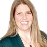 Photo of Alexandra Rowe