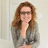 Photo of Carol McBain