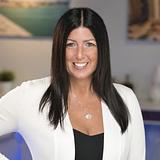 Photo of Holly Wikfors