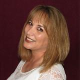 Photo of Lisa Richardson