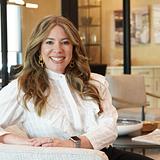 Photo of Laura Jackson