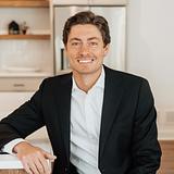 Photo of Bennett Hanson