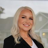 Photo of Amy Ackerman