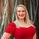 Photo of Kristi Montgomery