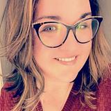 Photo of Nicole Holland