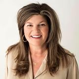 Photo of Kelli Wall