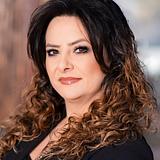 Photo of Elaine Larranaga