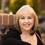 Photo of Christine Lohkamp