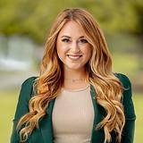 Photo of Raya Hensler