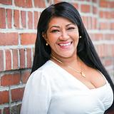 Photo of Cristina Mendez