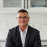 Photo of Tom Stratton