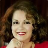 Photo of Andrea Dillahunty