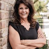 Photo of Alice Hardy