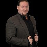 Photo of Jesse Saperstein