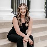 Photo of Jessica Garry