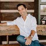 Photo of Derek Tye