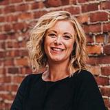 Photo of Shannon Clark