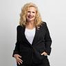 Photo of Amy Lilly