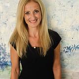 Photo of Shannon Volk