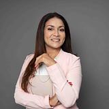 Photo of Elisa Guifarro