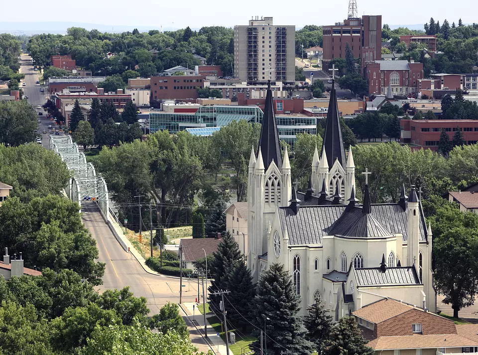 Medicine Hat, AB real estate