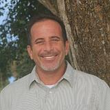 Photo of Chris Henderson