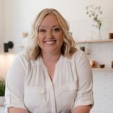 Photo of Kristi Hoskins